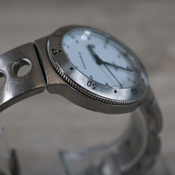 Android Quartz Diver Watch – Pre-Owned, New Battery, Round, Silver/White - Picture 4 of 10